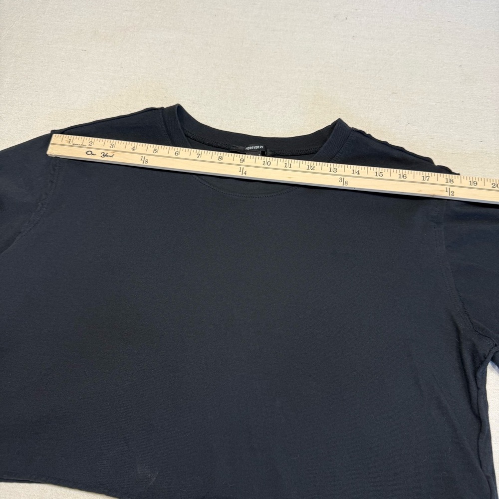 Forever 21 Black Women's Crop Top - Size Large - Picture 8 of 13